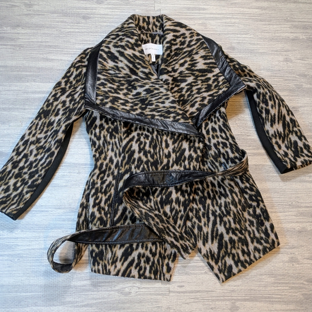 BCBGeneration Animal Print Wool Blend Jacket/Coat, Semi-Wrap, Winter,‎ Warm Sz S - Picture 4 of 15